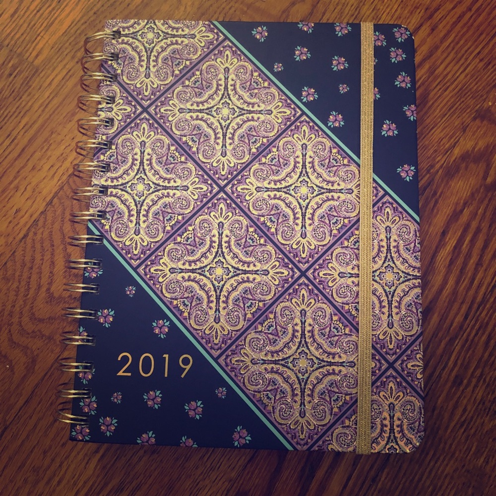 SOLD Vera Bradley 2018-2019 Planner ALMOST NEW